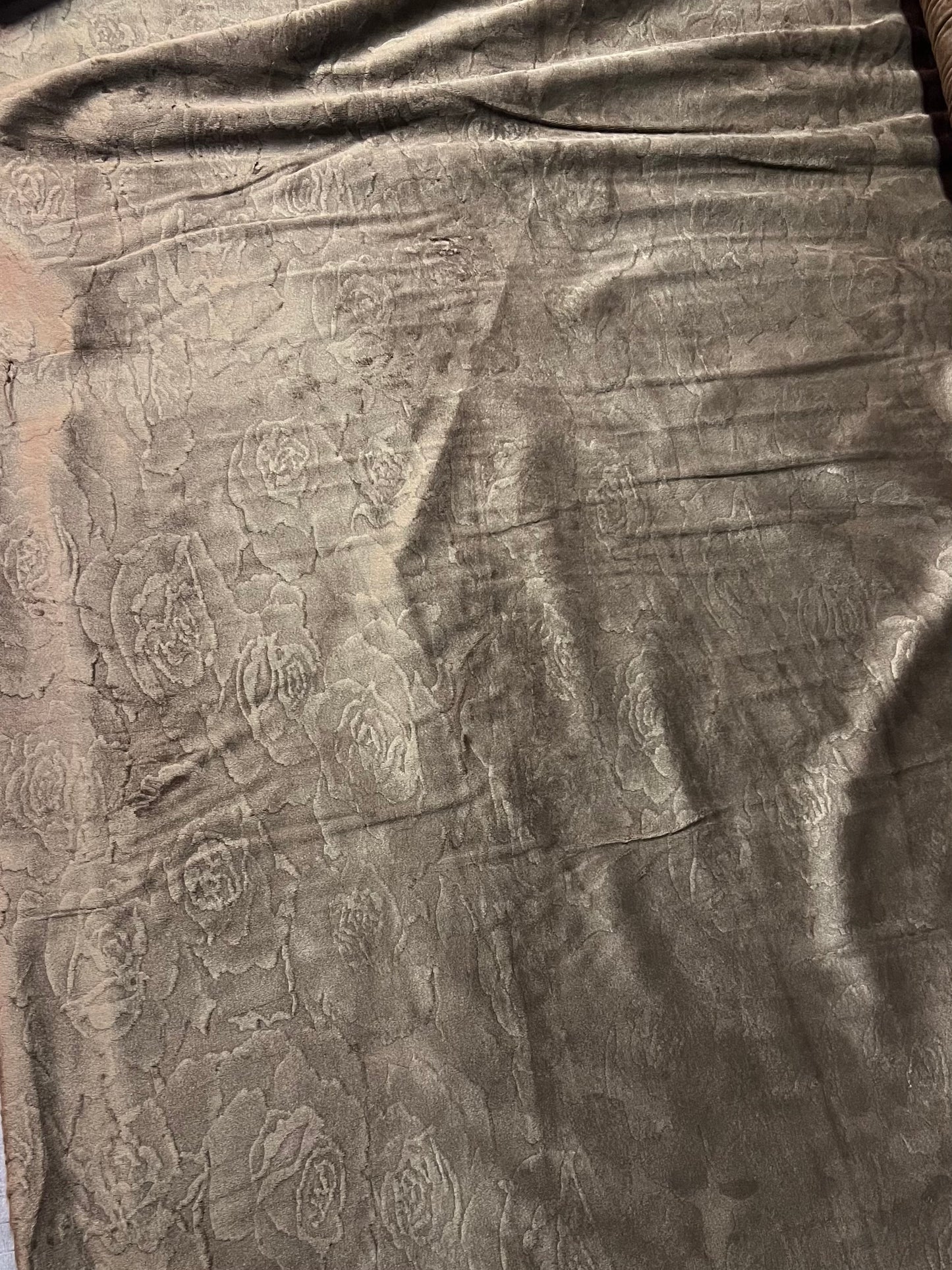 Extra Wide Rose Cuddle® 3 Brown