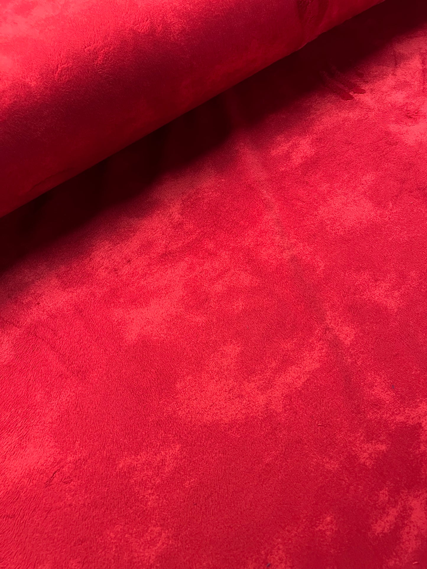 Extra Wide Mist Cuddle® Scarlet