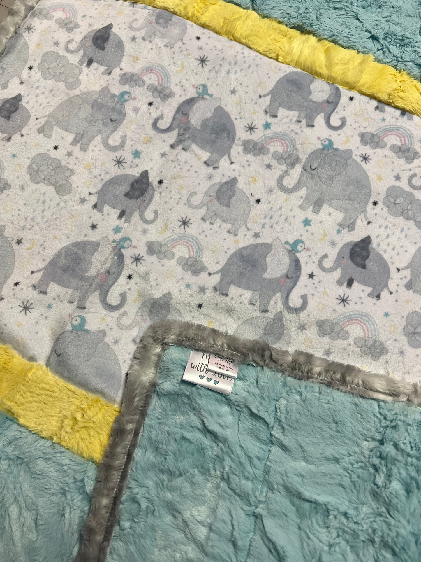 Bambino Cuddle® Kit Ear for You Snow completed blanket