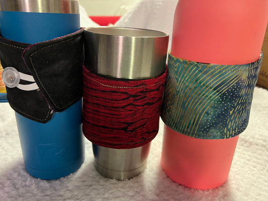 Reversible cup cozy