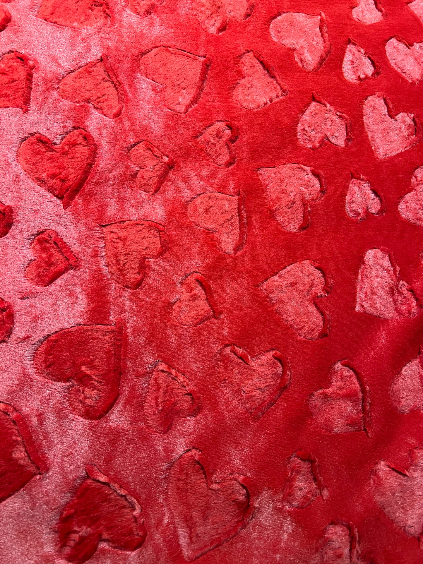 Luxe Cuddle® Hearts Scarlet