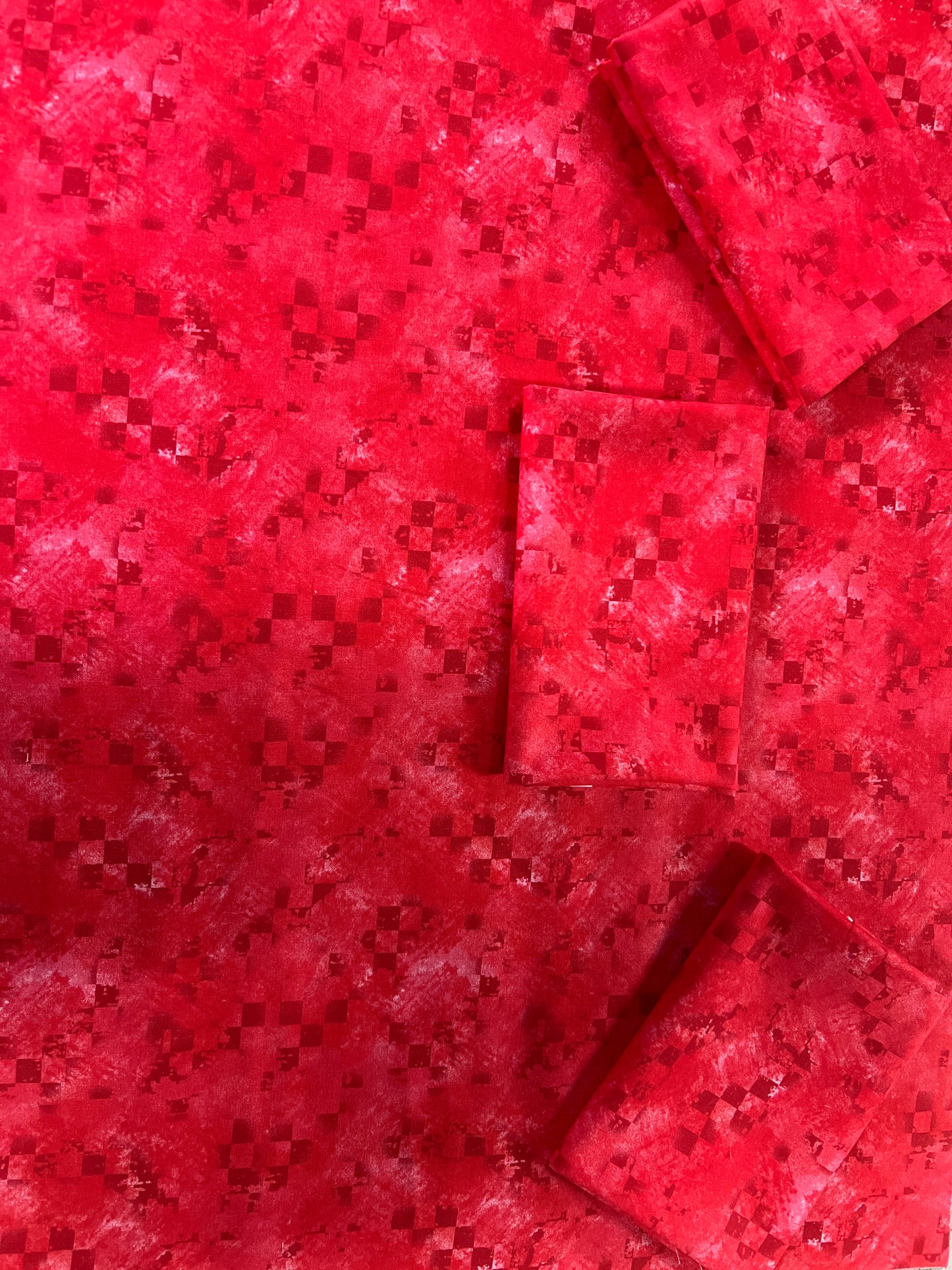 Running Doe Cardinal Smudge Half Yard Kit