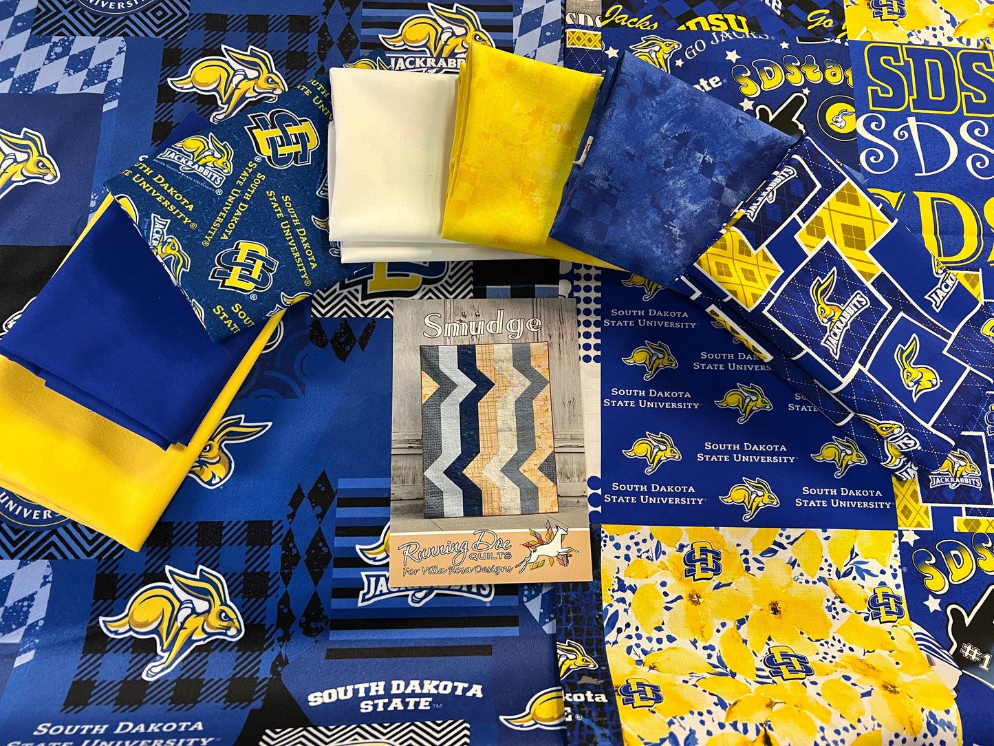 Running Doe SDSU Jacks Smudge Half Yard Kit
