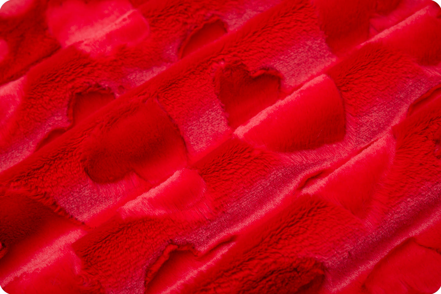 Luxe Cuddle® Hearts Scarlet