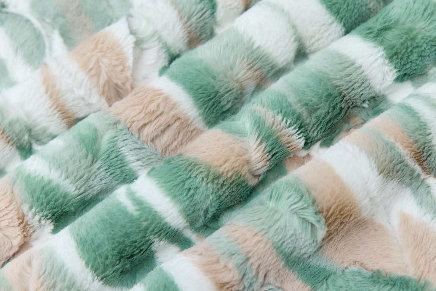 Luxe Cuddle® Himalayan Juniper