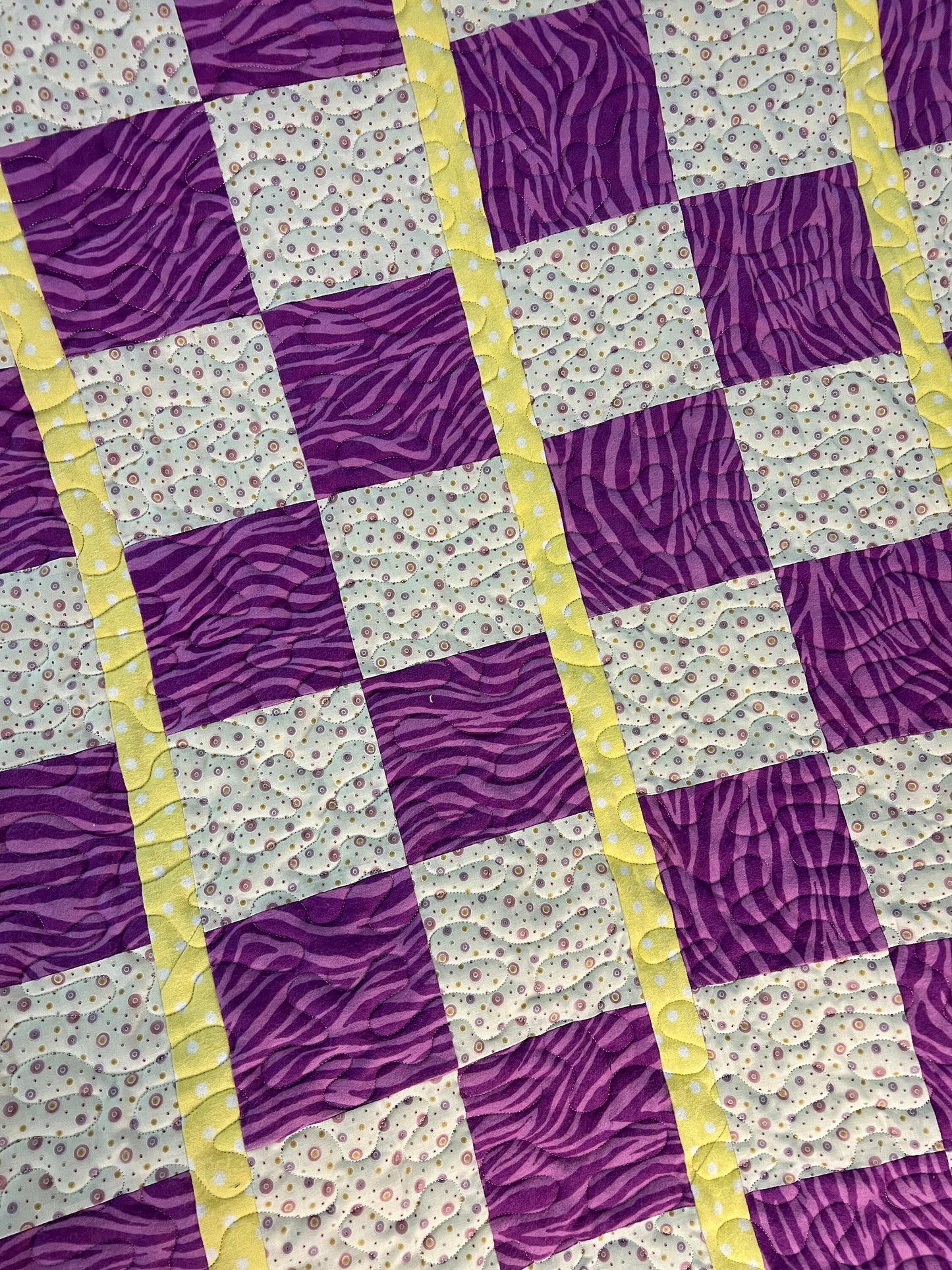 3 yard Skip To My Lou Purple and yellow quilt